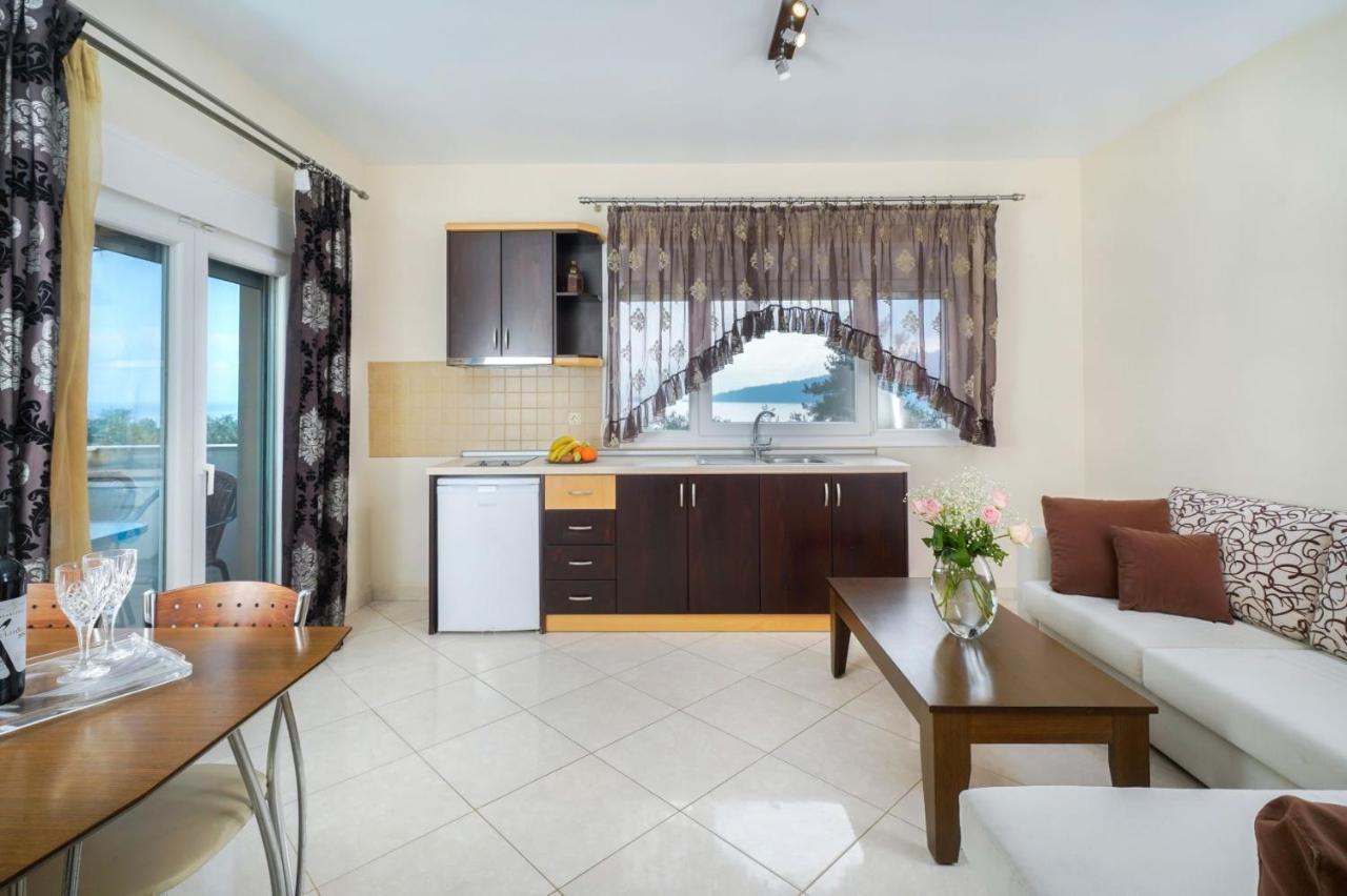 Ilias Apartments Chrysi Ammoudia Exterior foto
